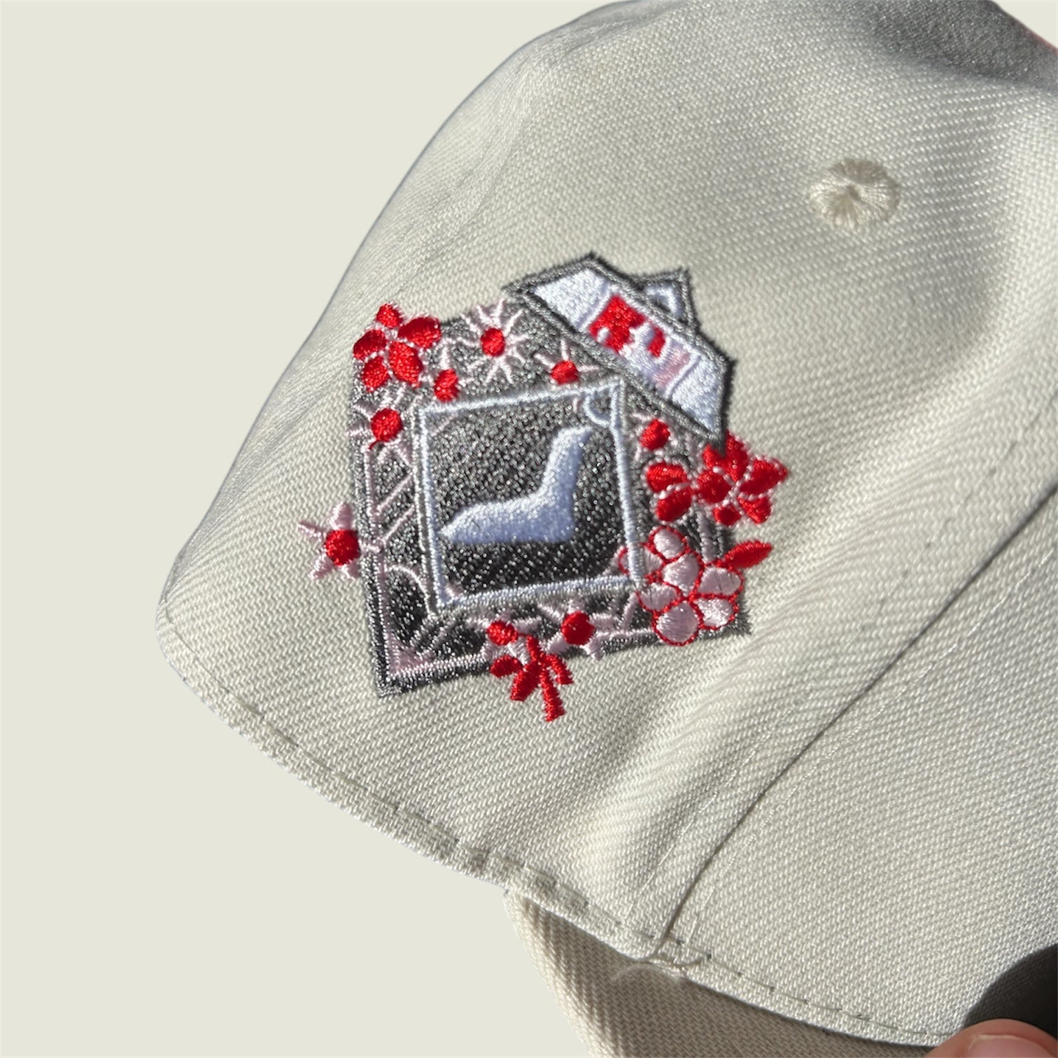 59FIFTY - לבן ורוד