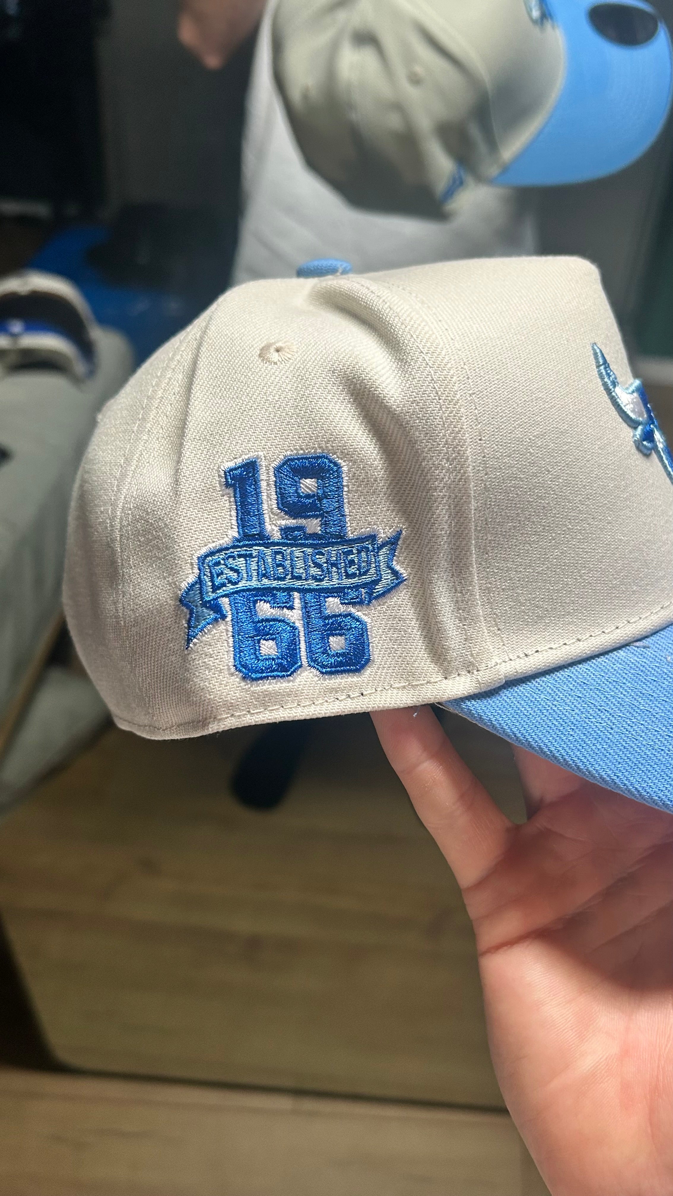 SnapBack🧢-תכלת בפוזה🩵