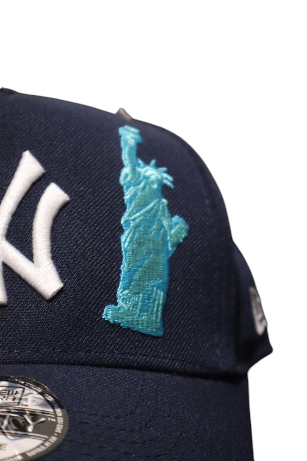 SnapBack-פסל חירות של פוזה🗽