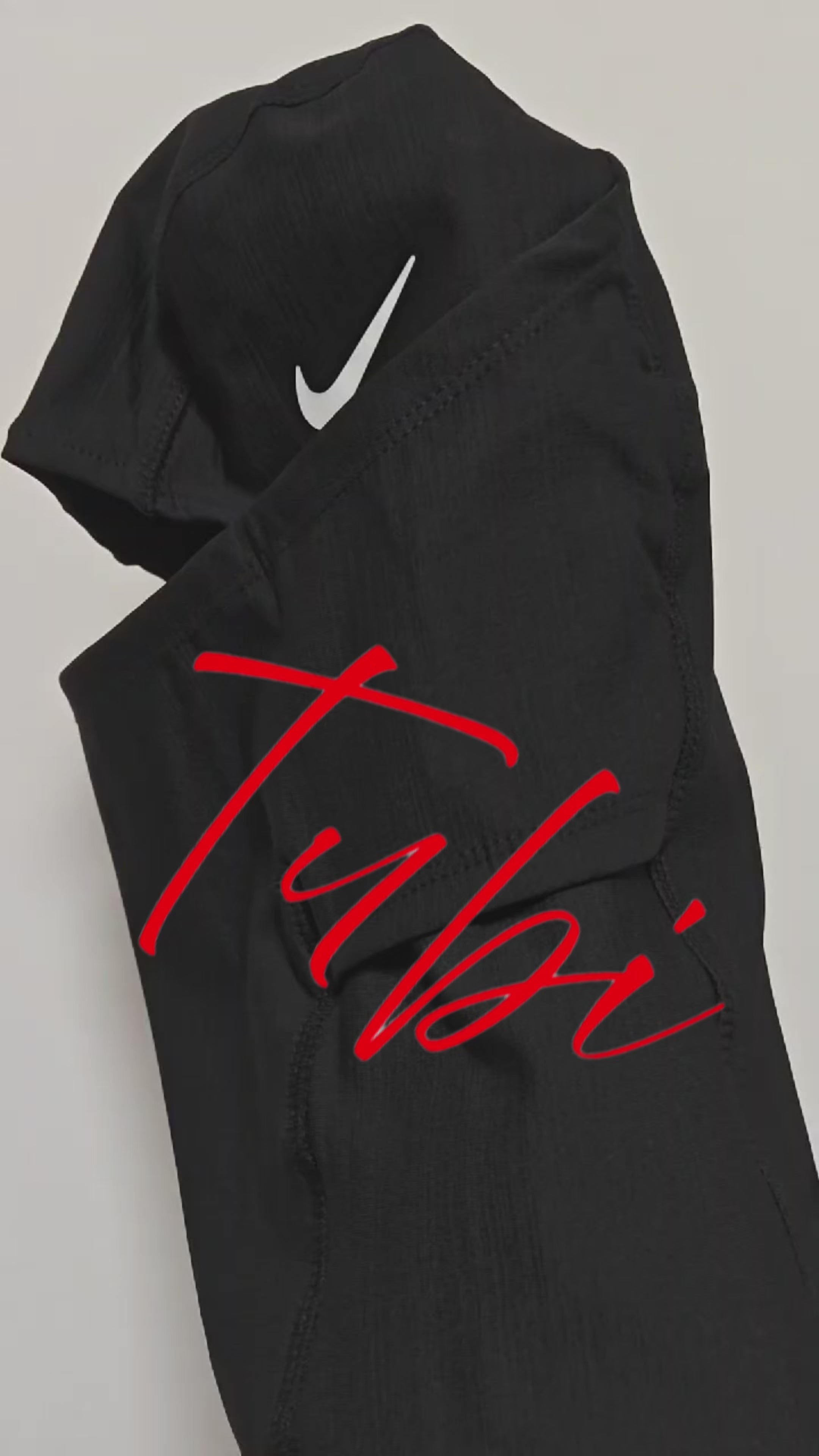 מסכת נייקי🥷 -שחורה🖤